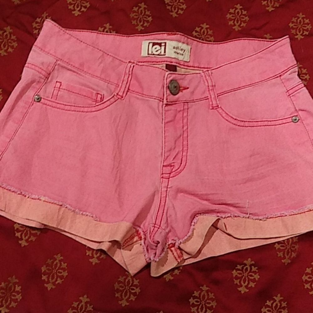 Lei short  